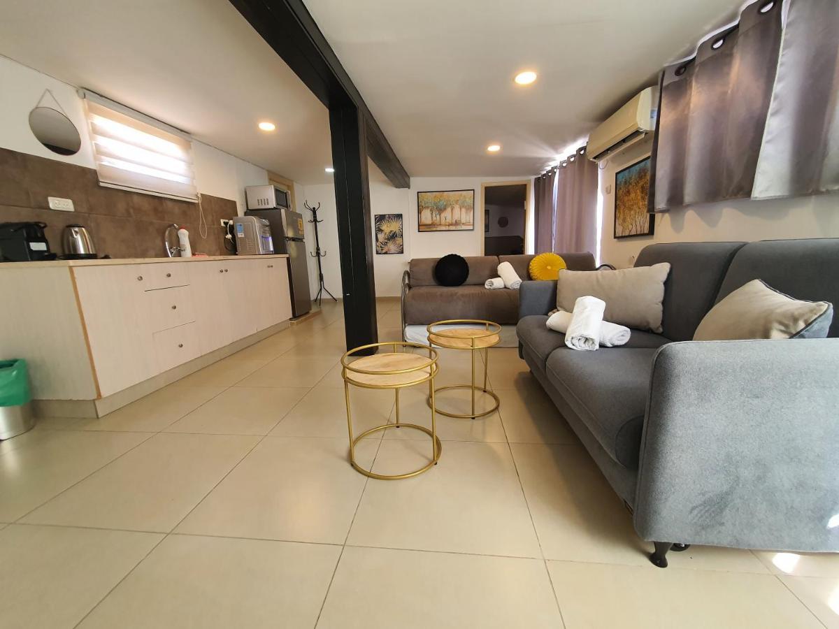 Barak Royal Suites 20 Sea View - ג'קוזי בחצר ומרפסות עם נוף לים Eilat Dış mekan fotoğraf