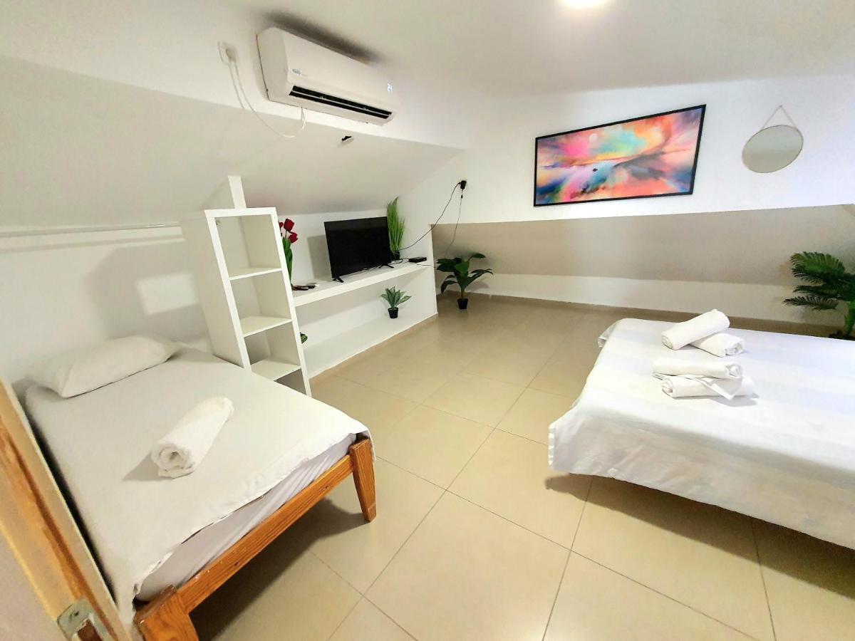 Barak Royal Suites 20 Sea View - ג'קוזי בחצר ומרפסות עם נוף לים Eilat Dış mekan fotoğraf
